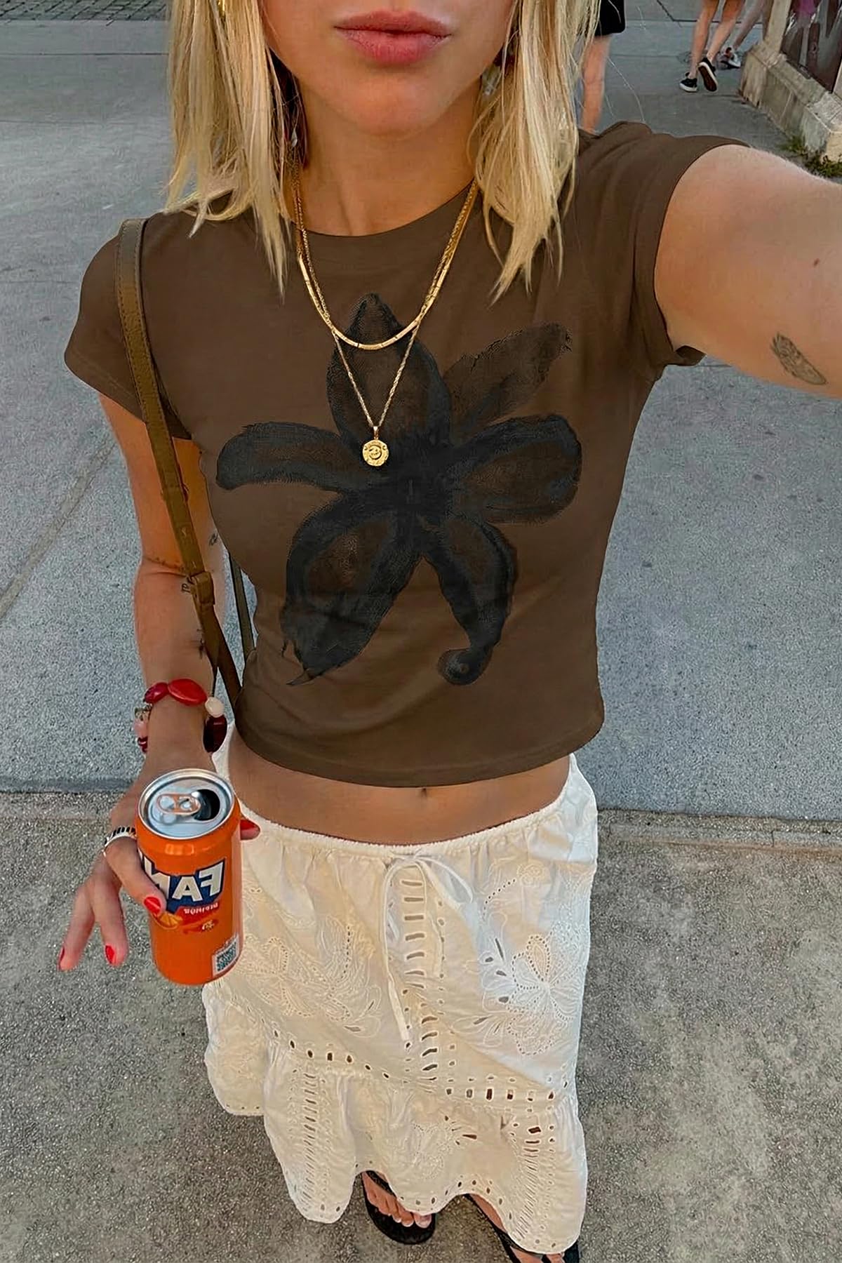 Brown Womens Y2K Graphic Baby Tees Summer Flower Vintage Short Sleeve Tops Slim Fit Cropped T-Shirts